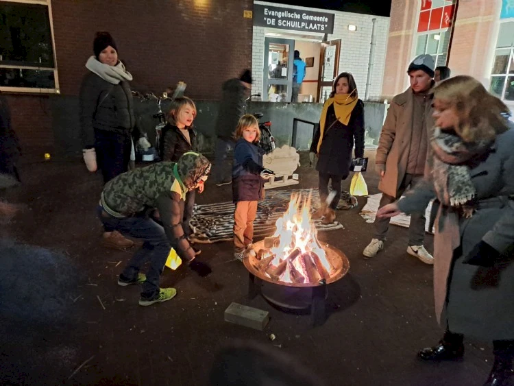 Sfeervol Lichtjesfeest verwarmt harten