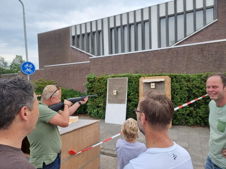 Rommelmarkt Sionskerk levert 11.000 euro op