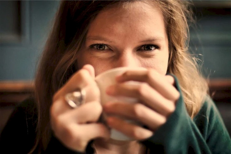 Koffie inloop in de buurthuiskamer van 'Bij Bosshardt'